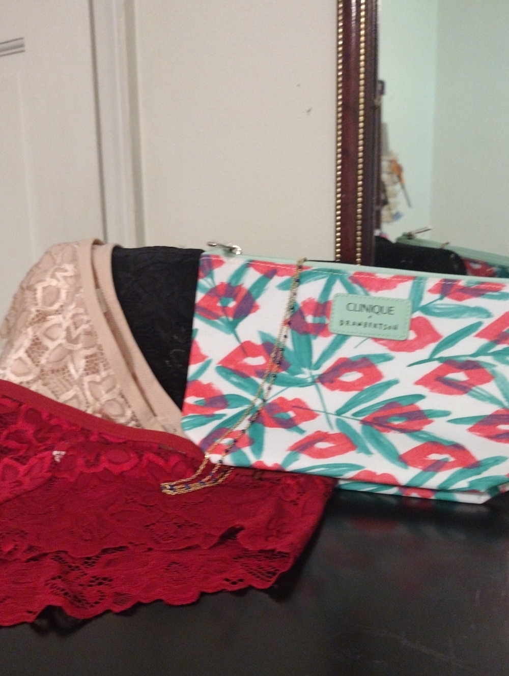 Clinique Comestic Bag